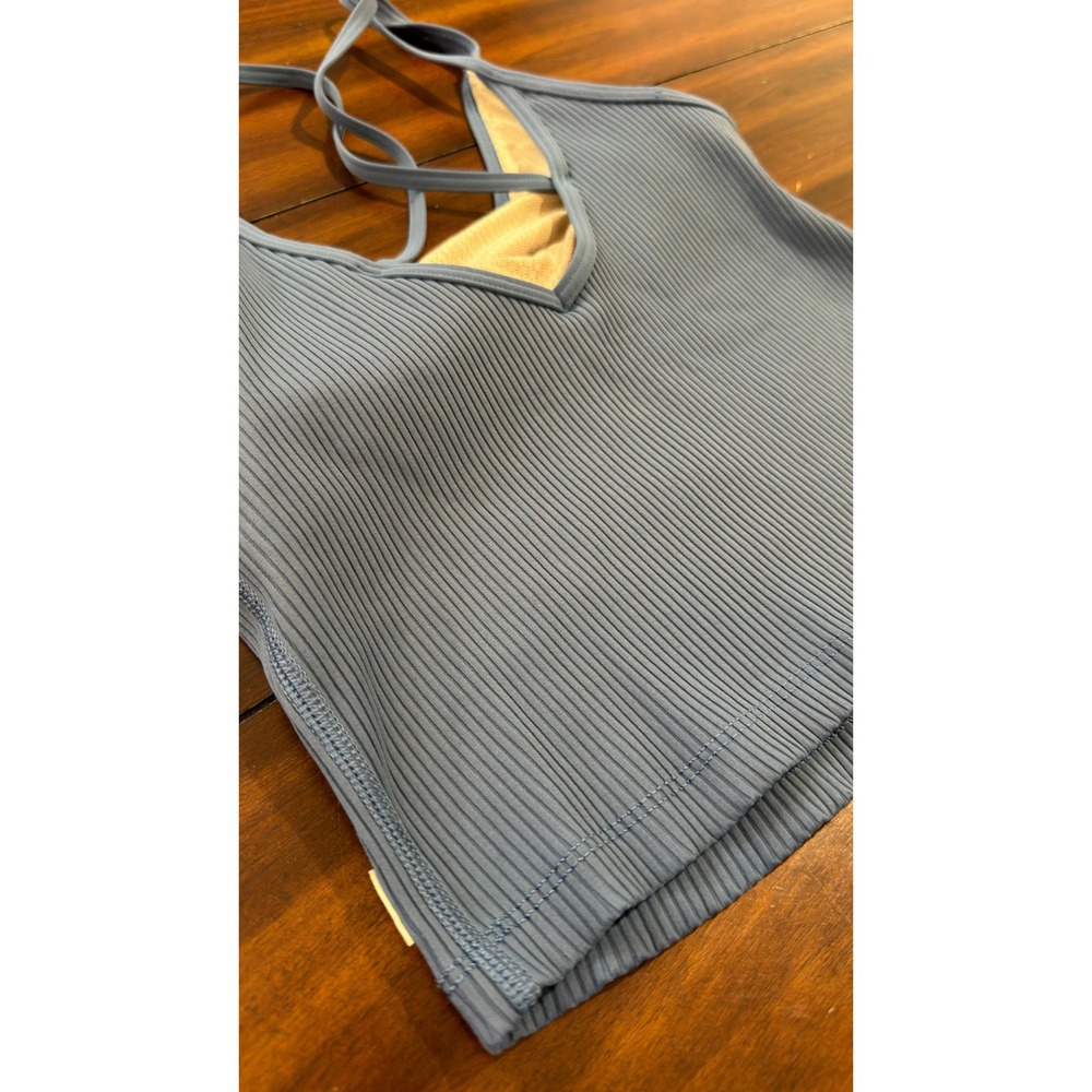 Vuori Ribbed V-Neck Crop Tank with Built-in Bra Dusty Blue Straps Size Small - Picture 9 of 16